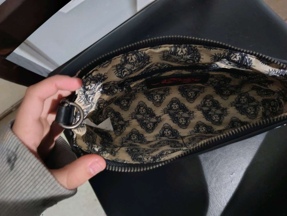 cute Ed hardy shoulder bag