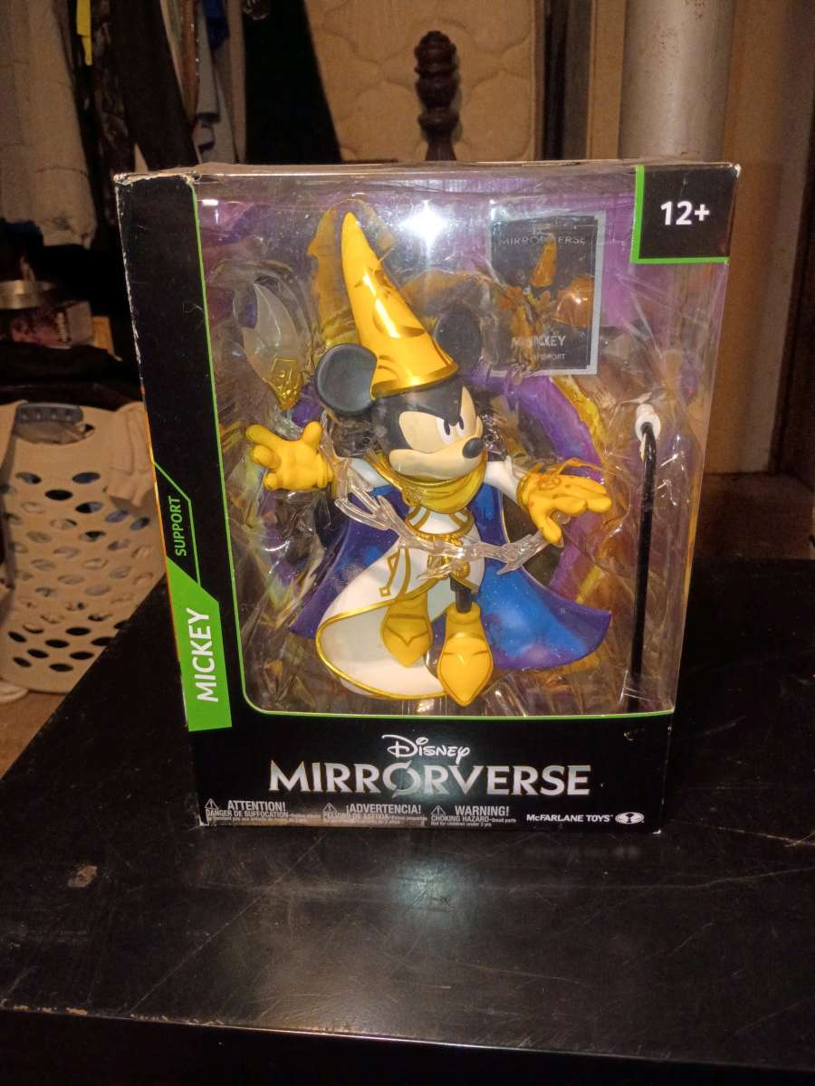 Mickey mouse mirroverse