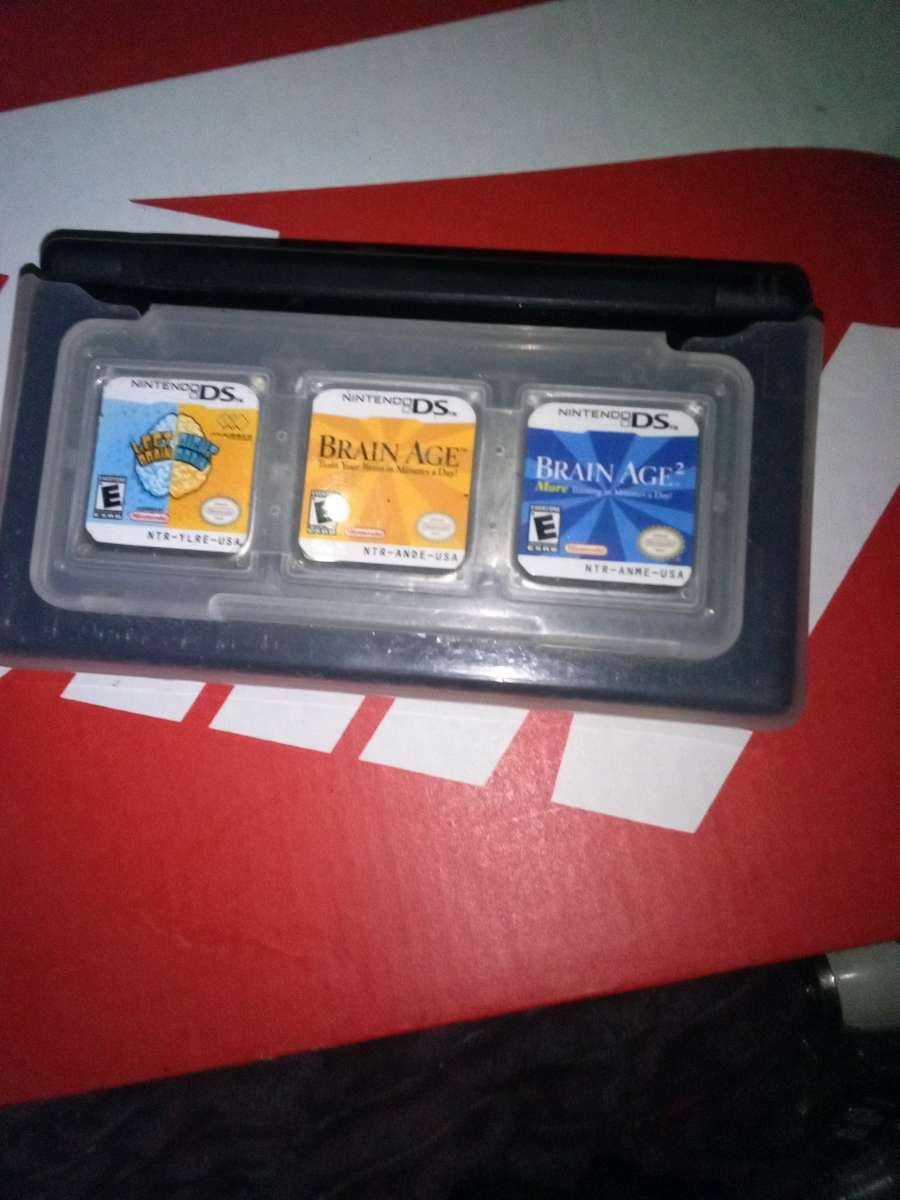 Nintendo DS lite with 3 games