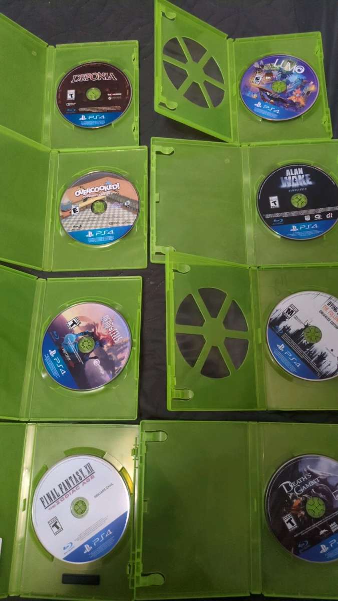 one Nintendo switch game and PS4 game bundle