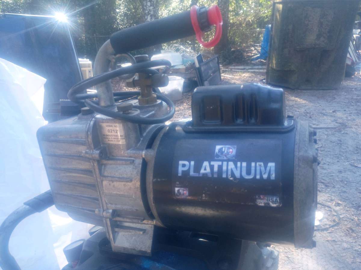 JB Industry refrigerant vacuum pump