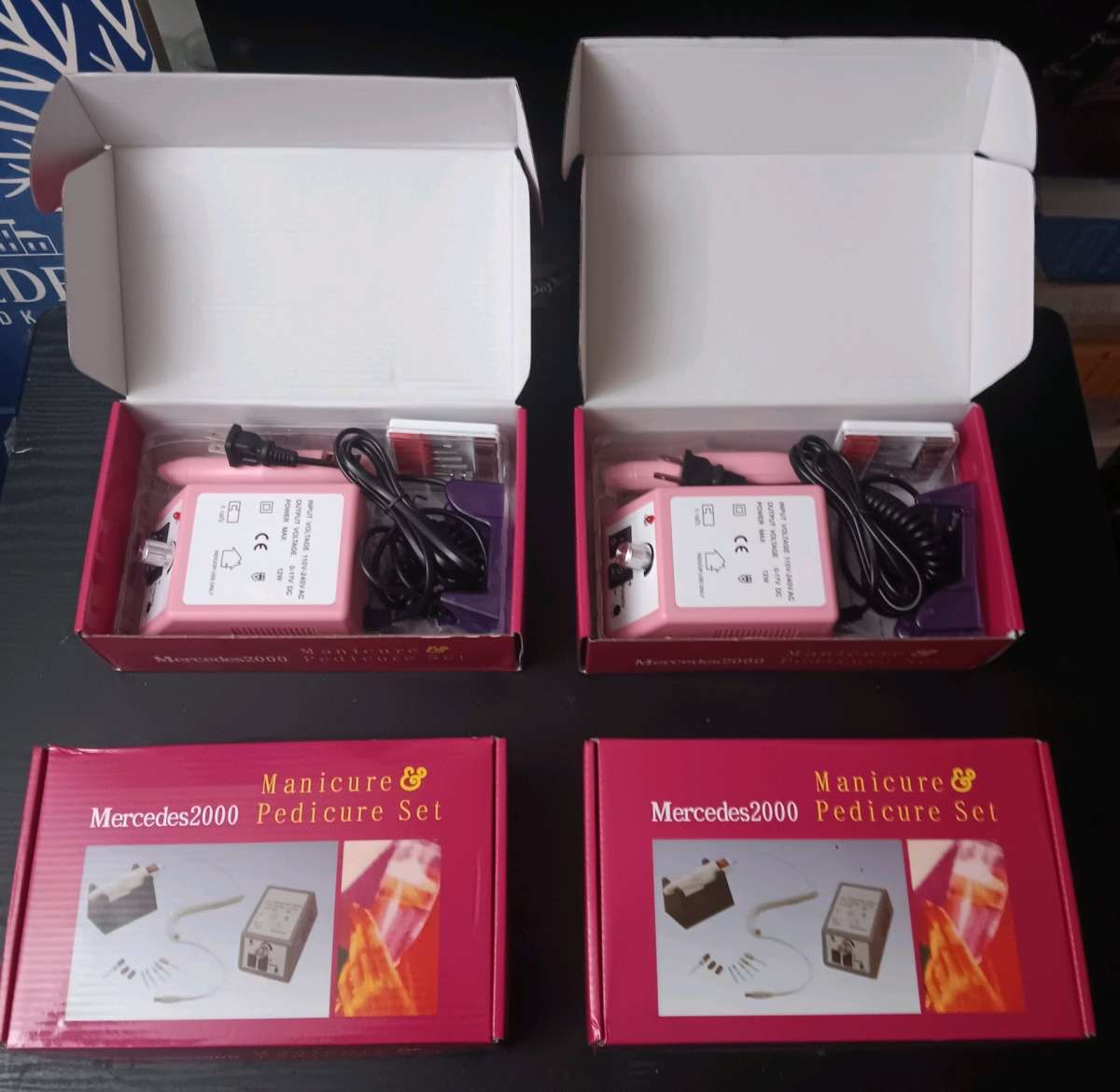 MERCEDES 200O MANICURE PEDICURE SET