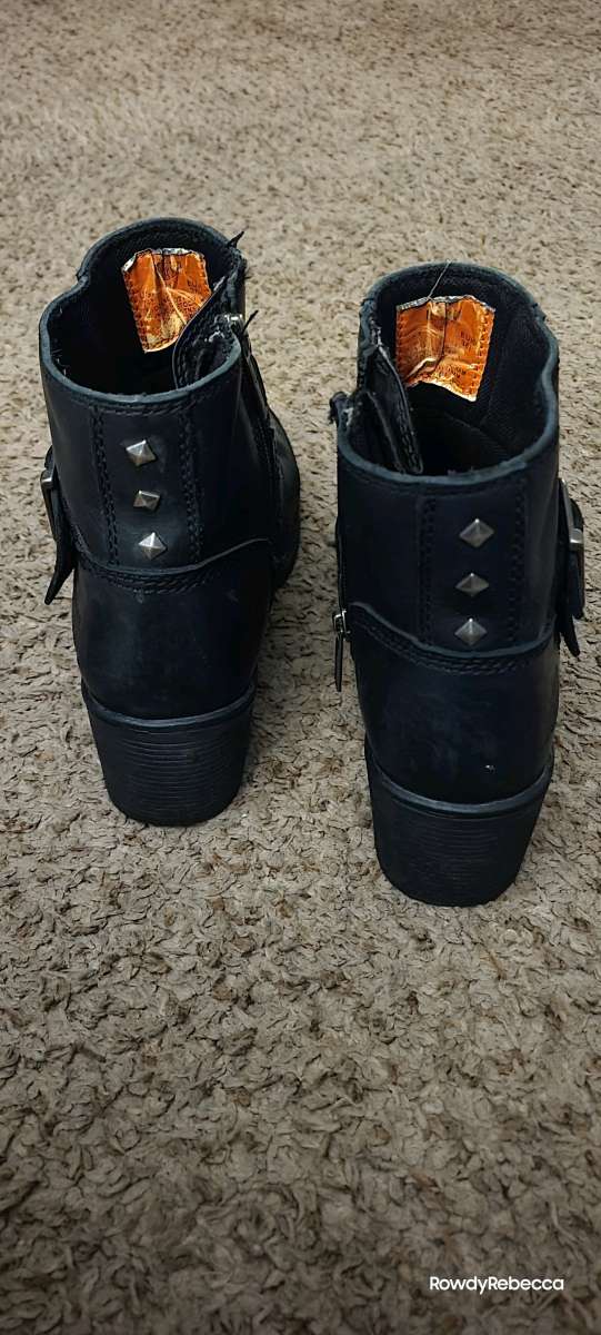 womens 7 and a half harley boots