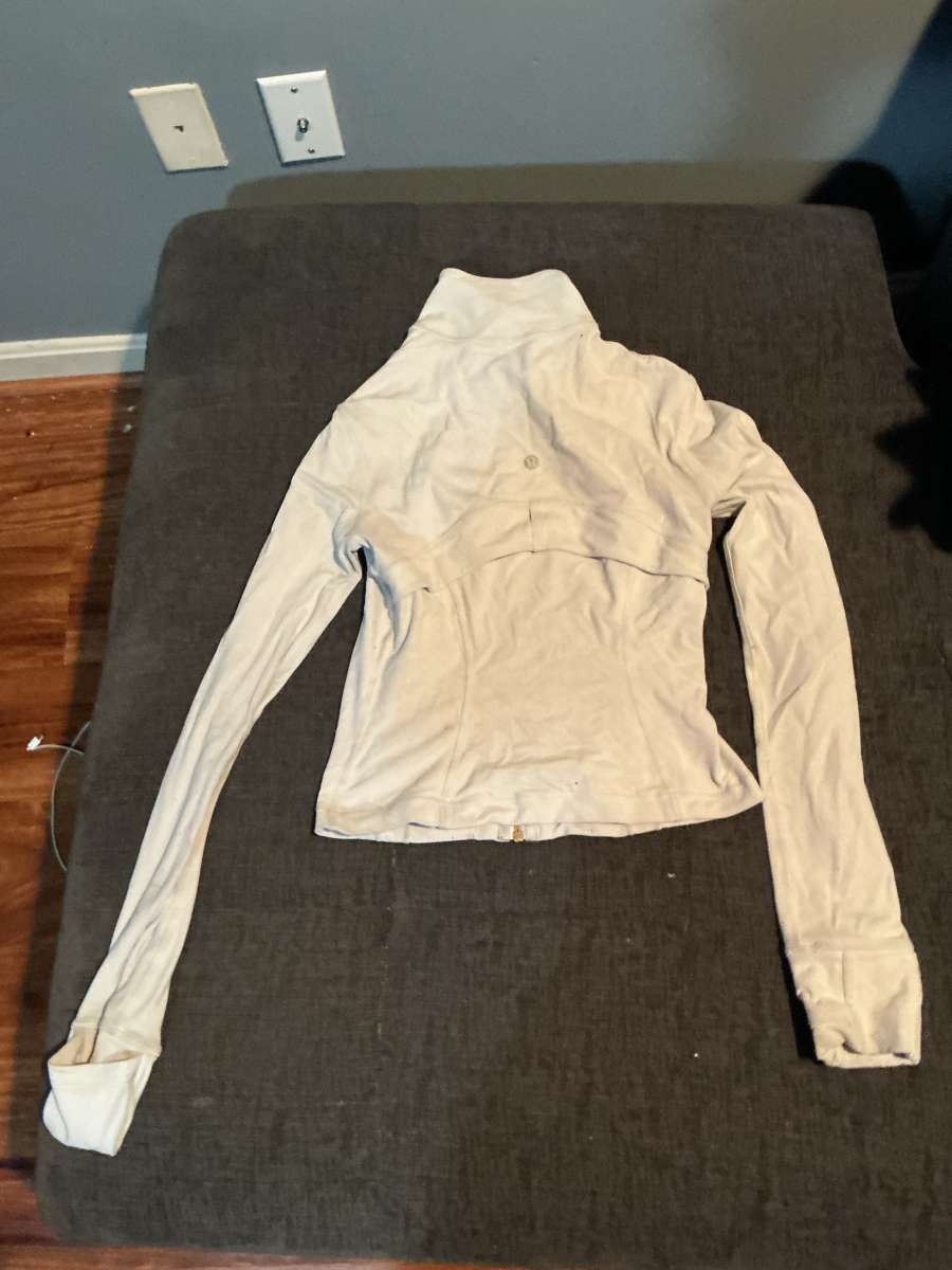 gold and white lululemon jacket