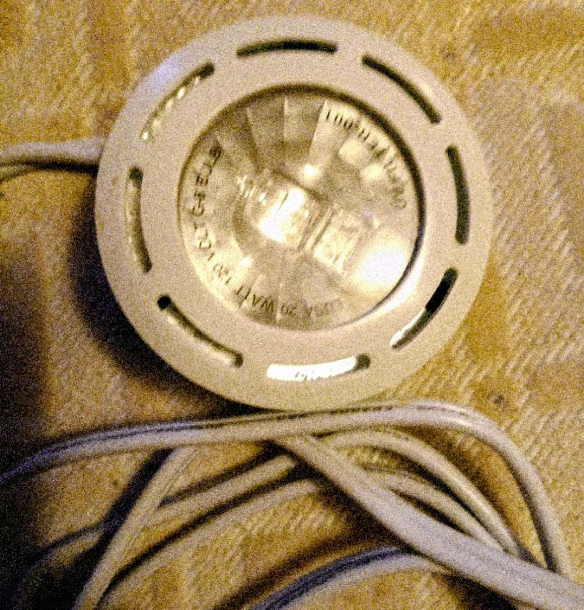 LUSA Lighting Under Cabinet System Surface Recessed White 3