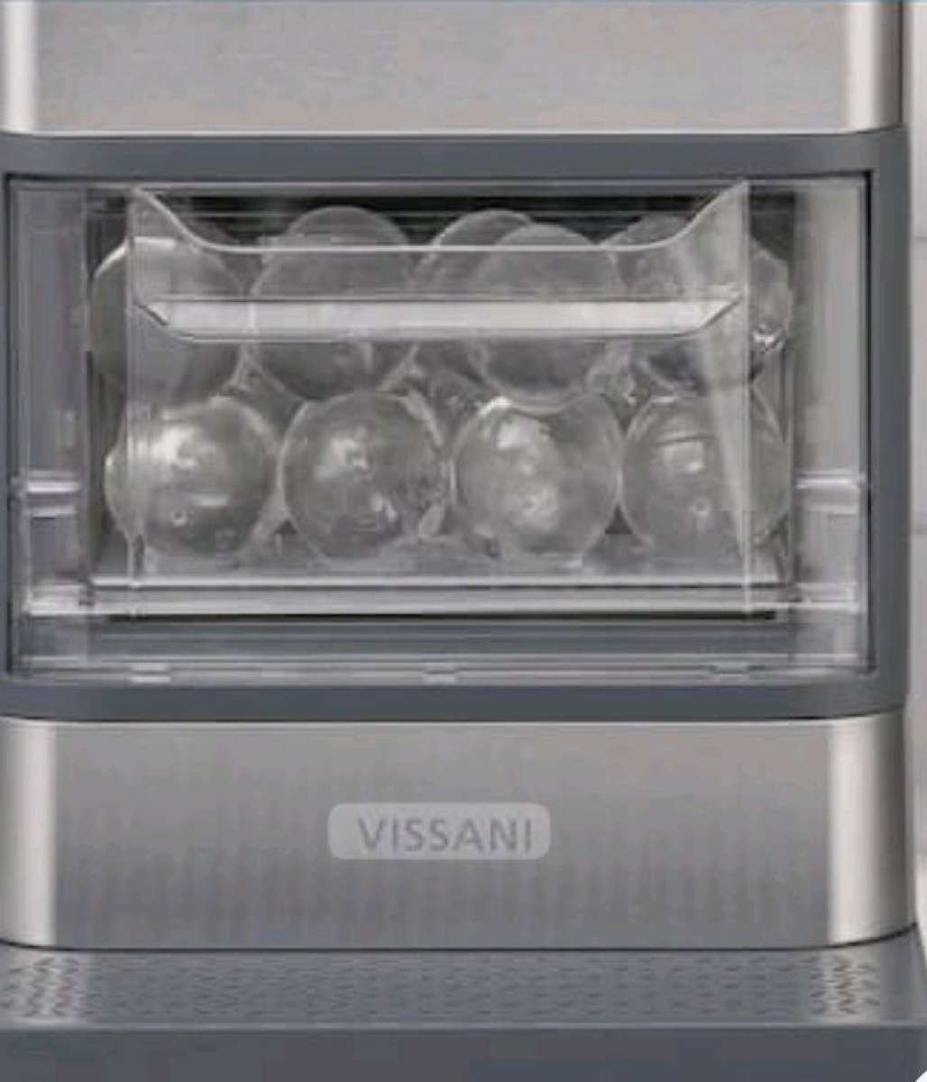 VISSANI ICE MACHINE