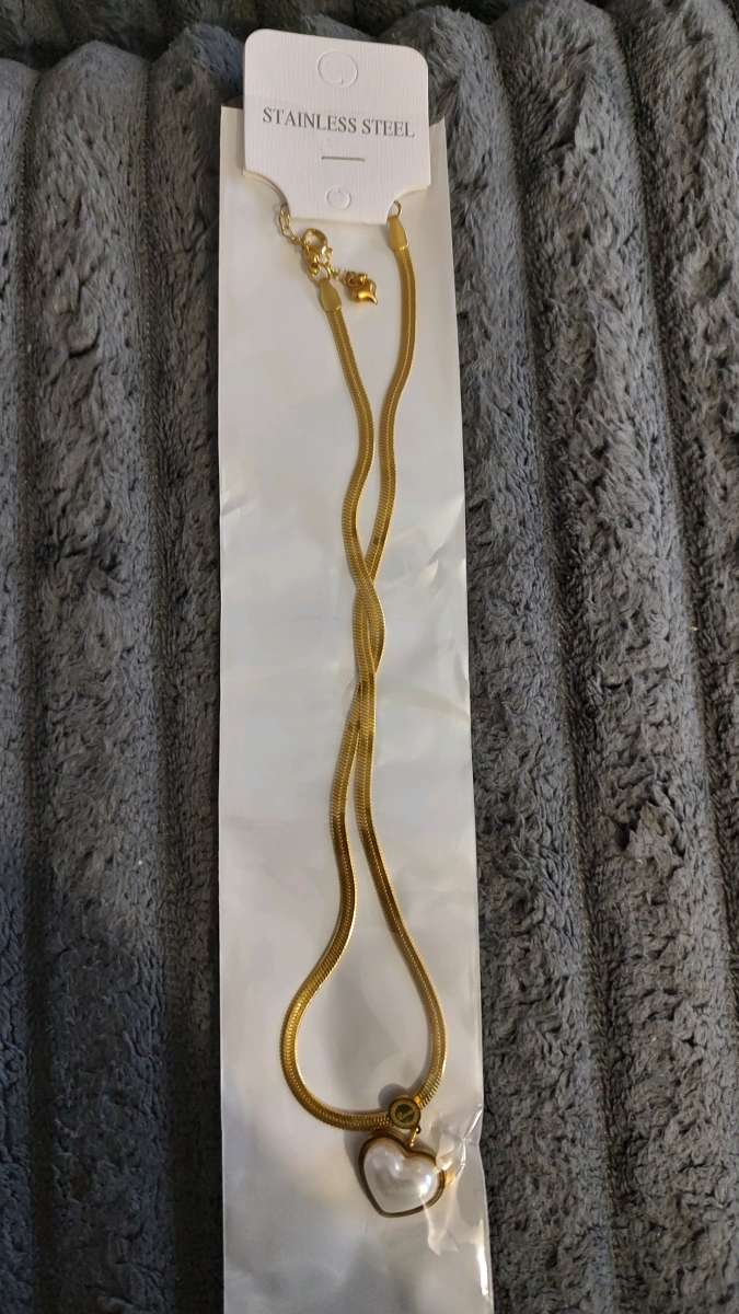 necklaces   10 dollars each