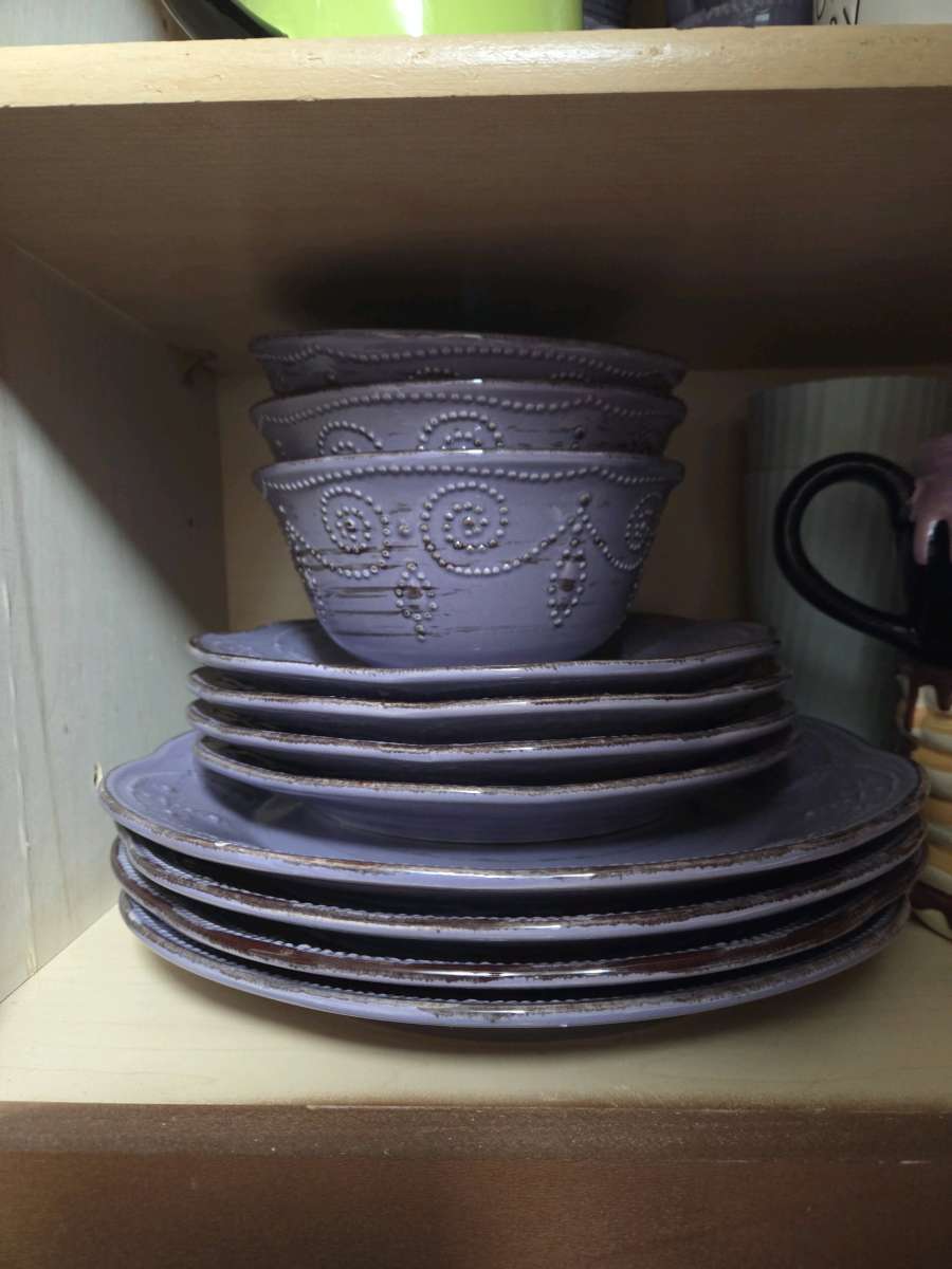 16 piece dinnerware set