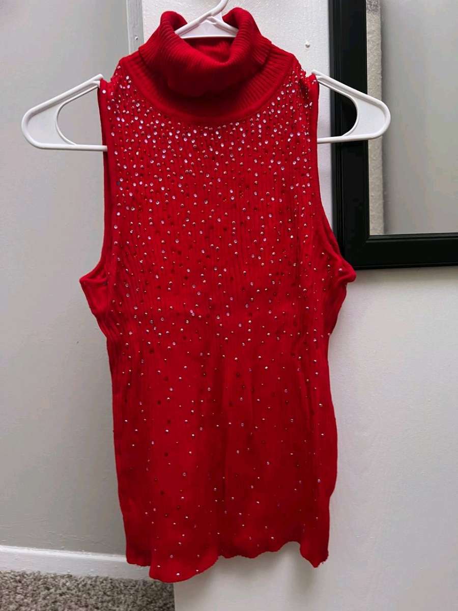 Elegant Red Ribbed Knit Turtleneck with Sparkly Crystals