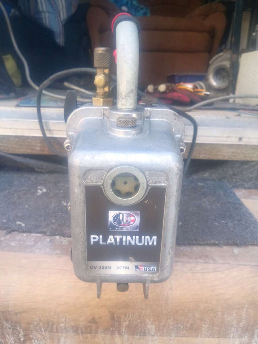 JB Industry refrigerant vacuum pump