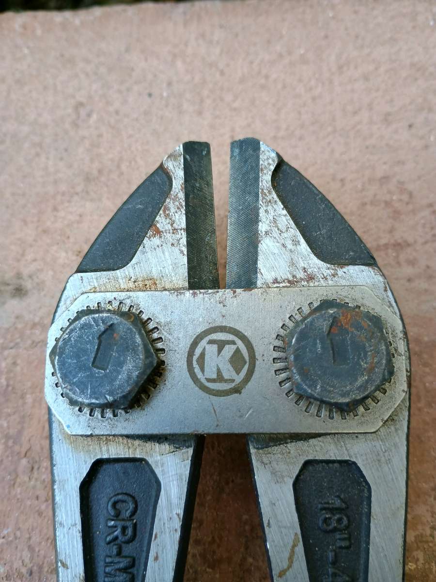 kobalt cutters like new