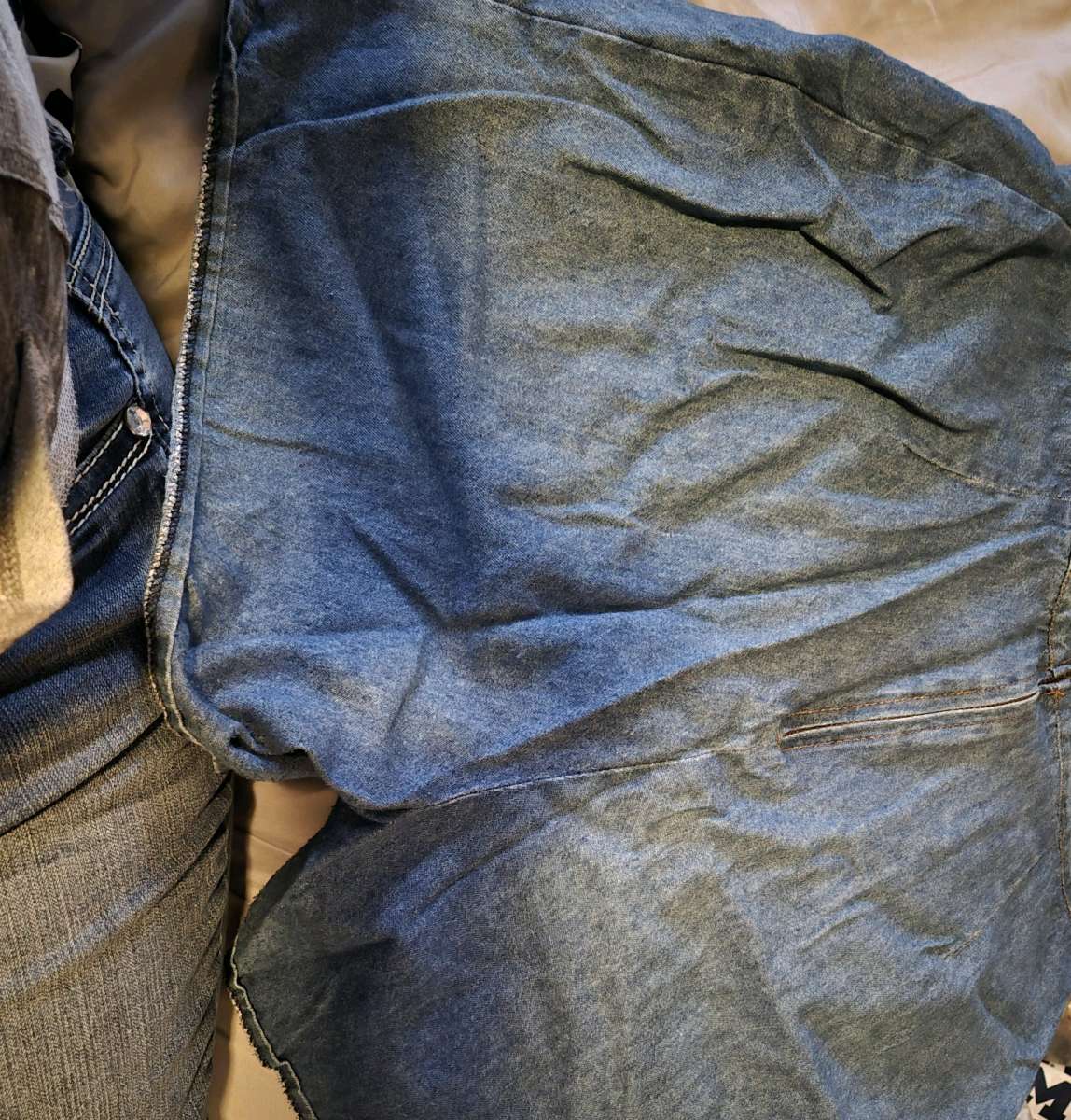 LIKE NEW Diana Marco Jean skort size 14