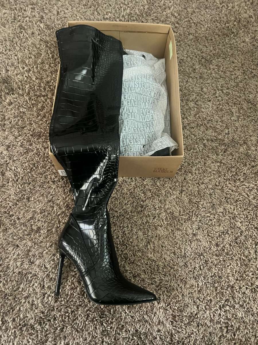 Steve Madden Glossy Black Croc Embossed Heeled Boots