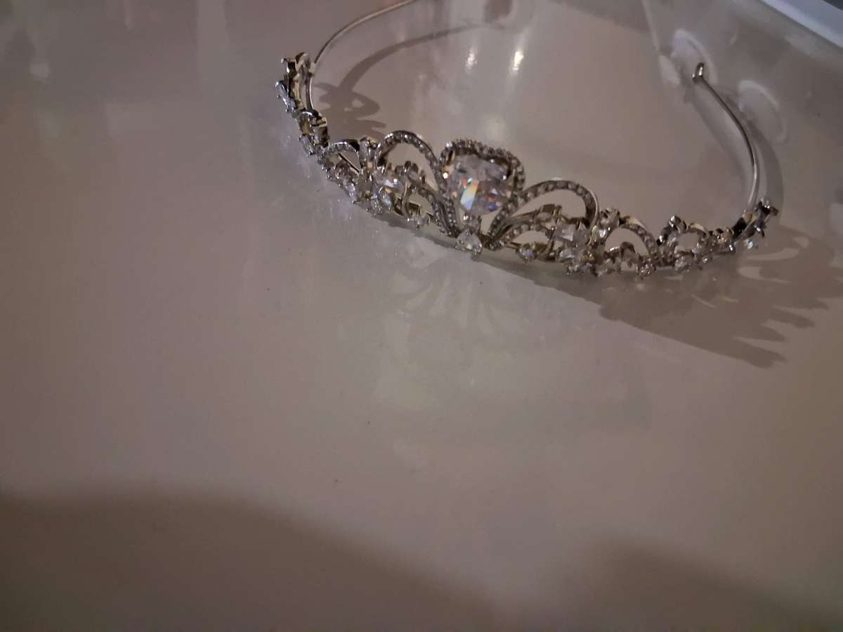 tiara