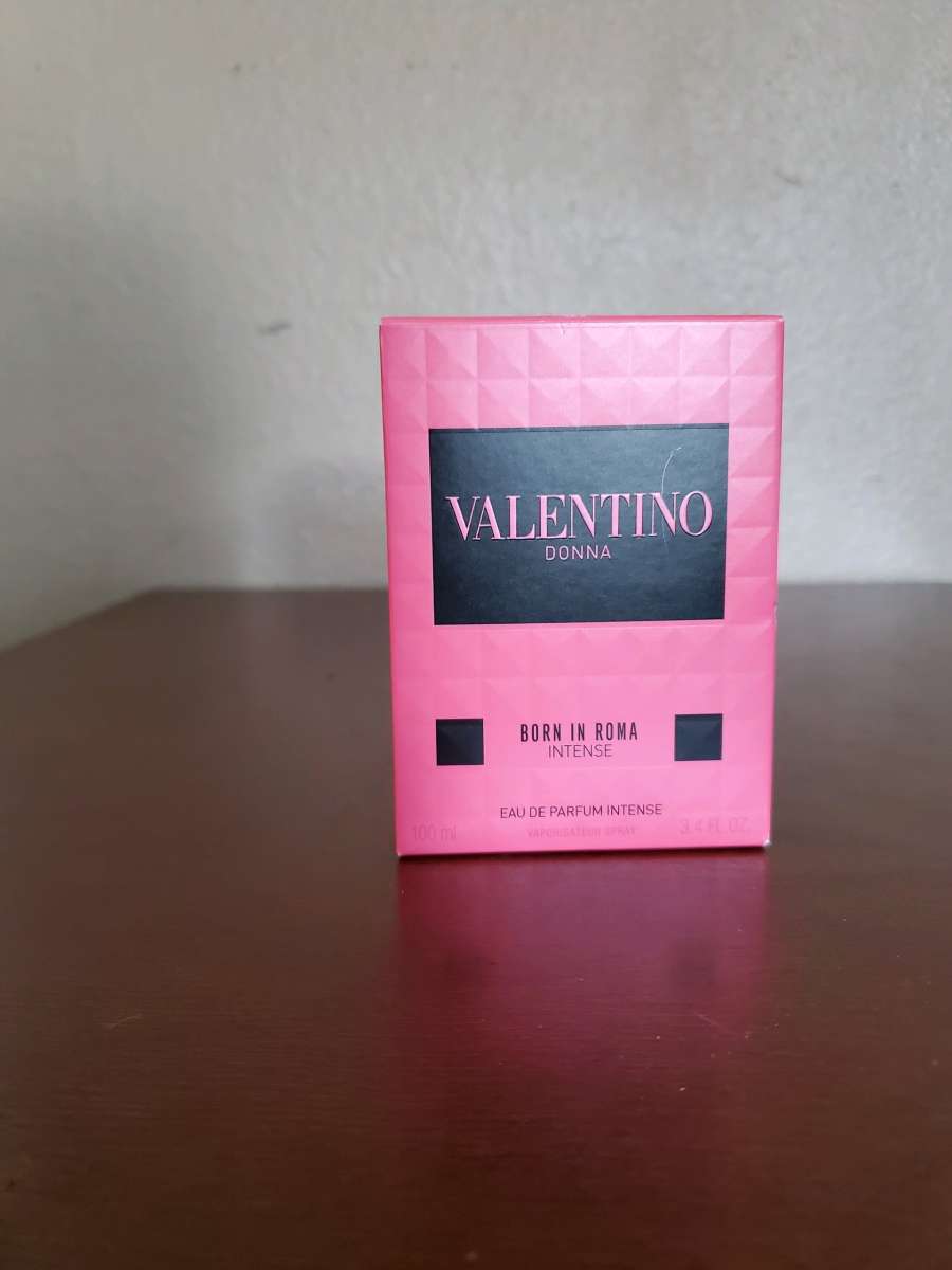 valentino born in roma intense for women new