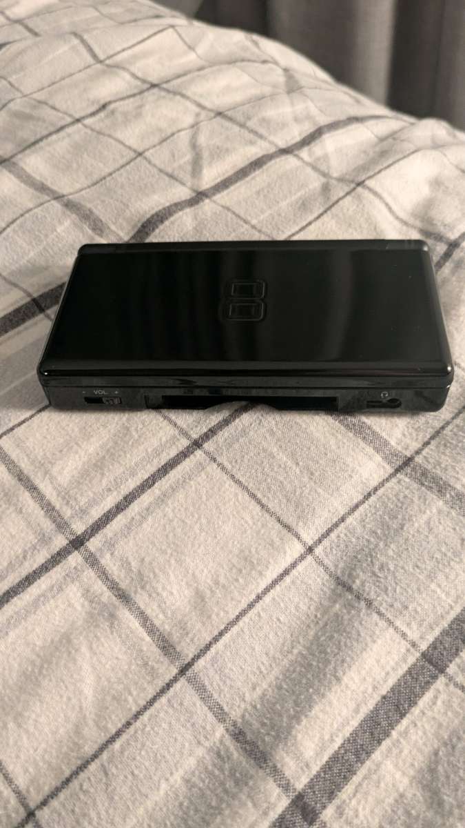 Nintendo DS Lite