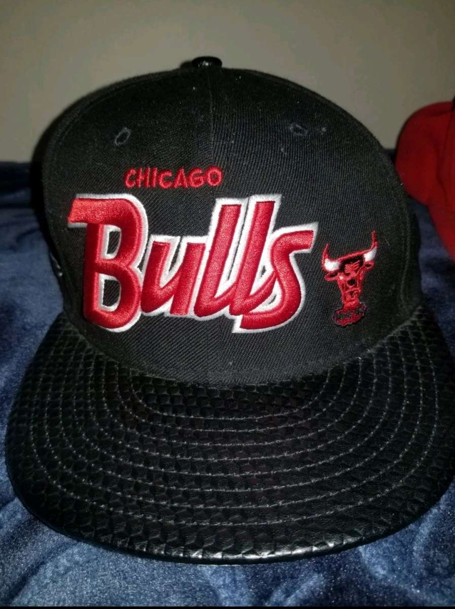 Lot of 3 Basketball Caps Chicago Bulls Pirates Chicago Bulls