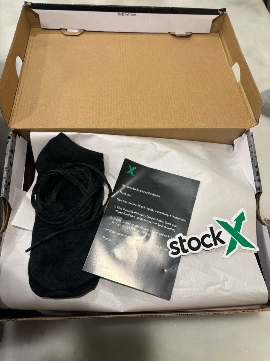 Jordan 4 black cat 2025