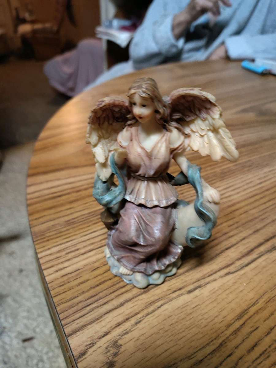 Happy New Year clearance sale 6 figurines for one price