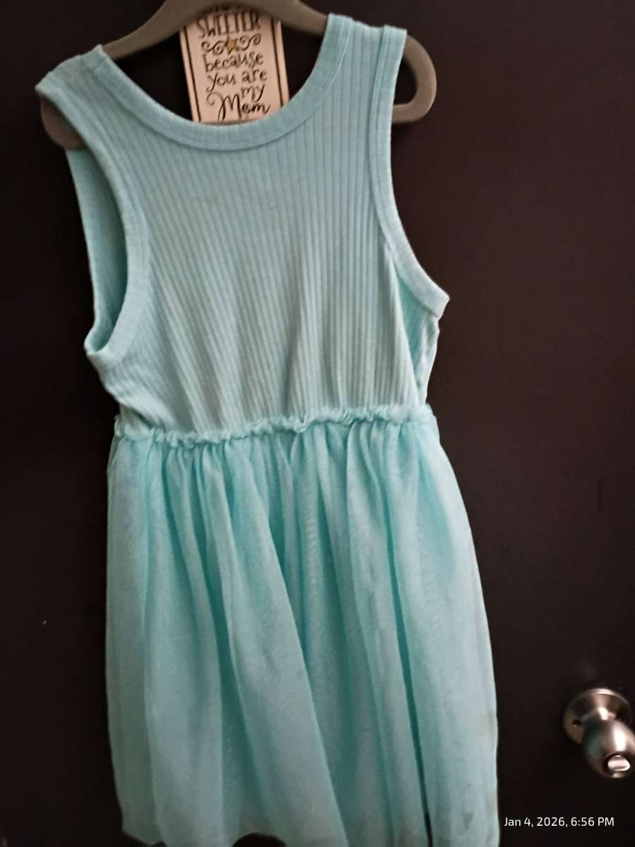 girl dress