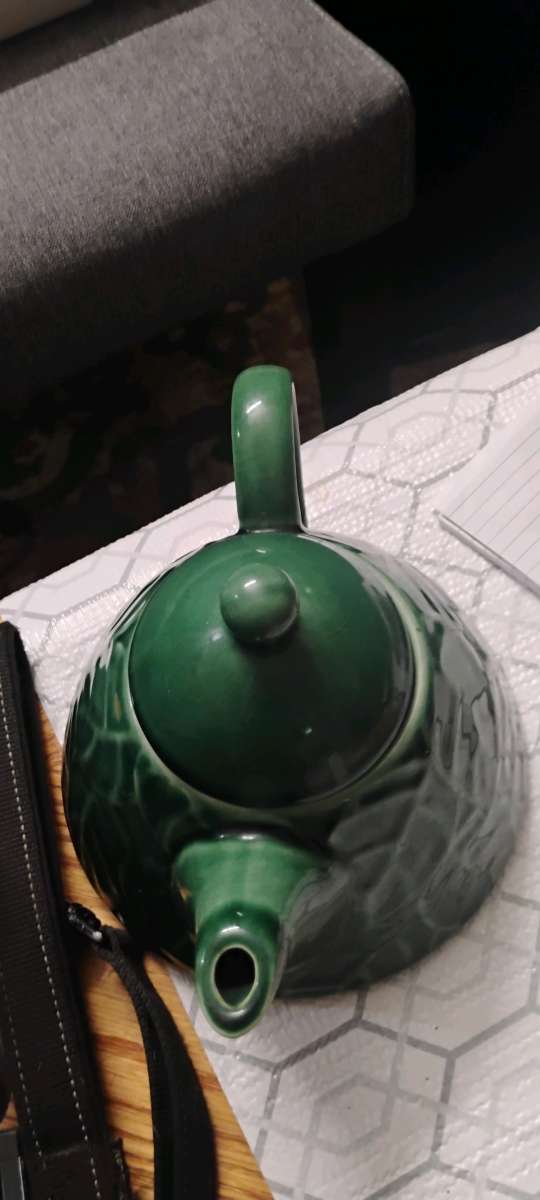 Tea pot