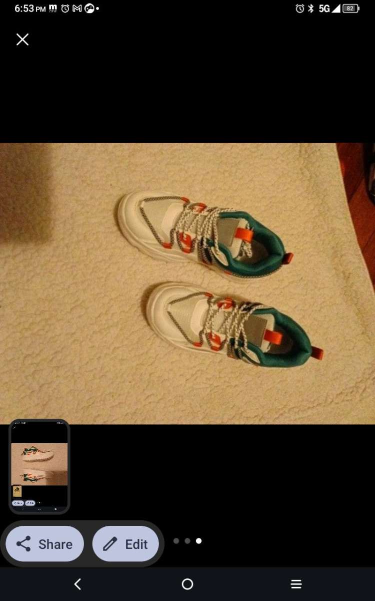 Womens Comfortable Fashion sneakers