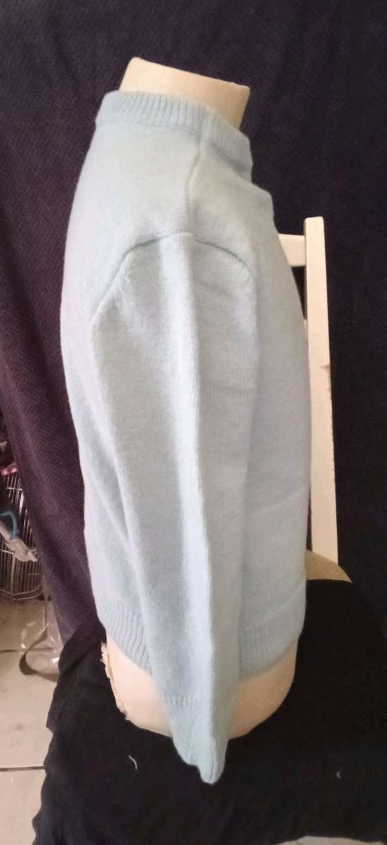 Sky Blue Neck SWEATER size M