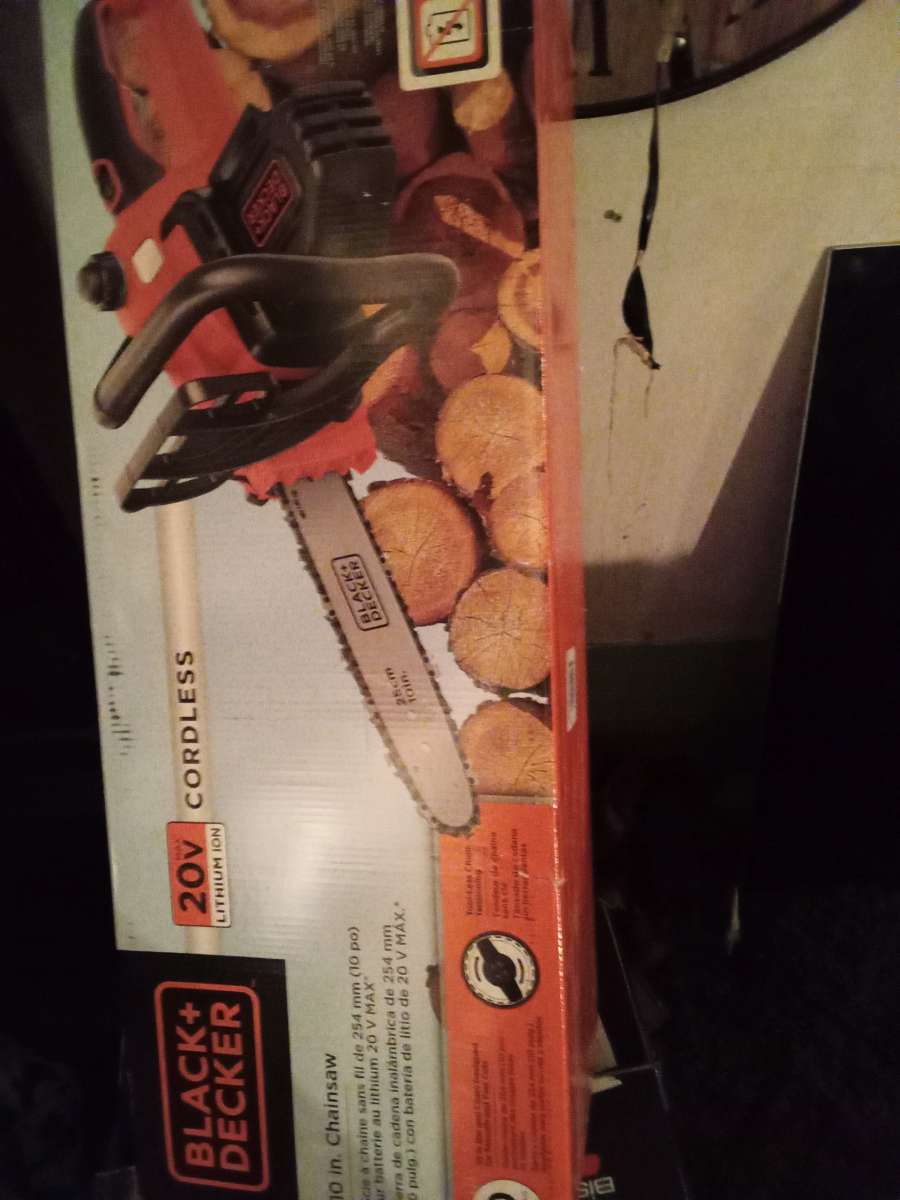 black and Decker chainsaw
