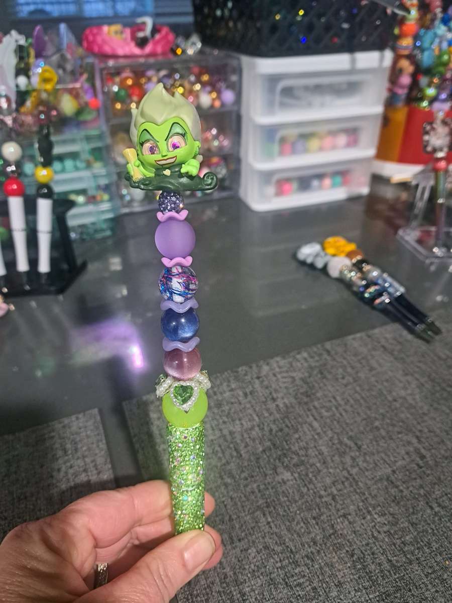 custome pens