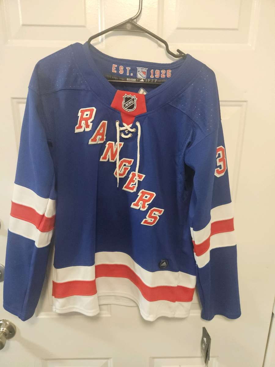 NWT New York Rangers Hockey Jersey