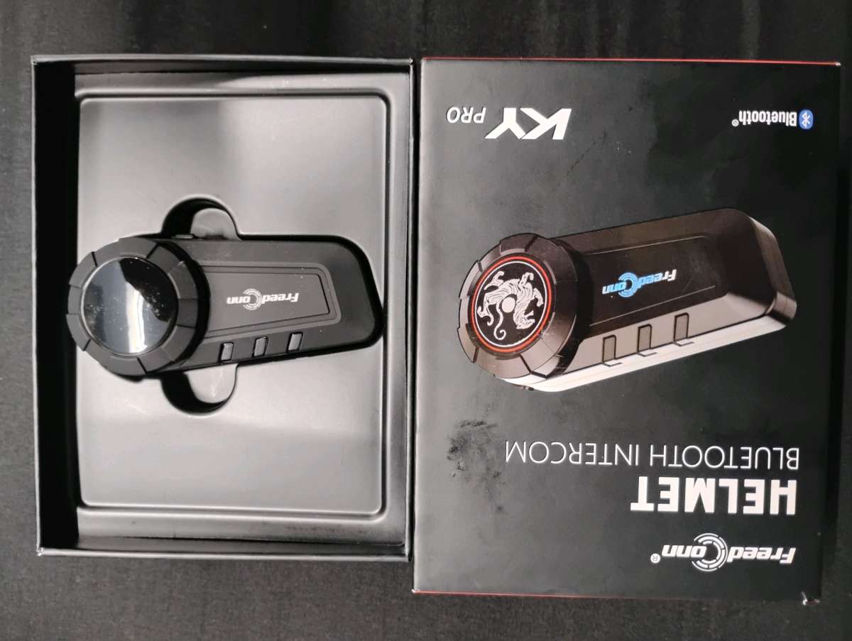 Freed onn helmet Bluetooth intercom