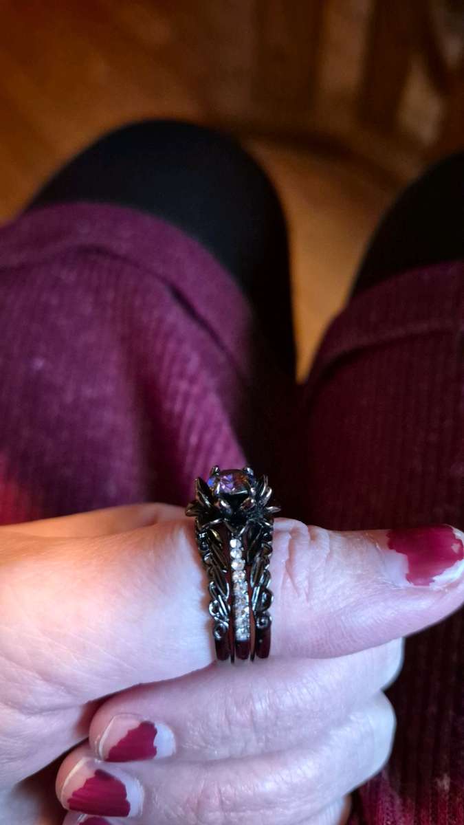 NEW flower and leaf 3pc ring set size 9