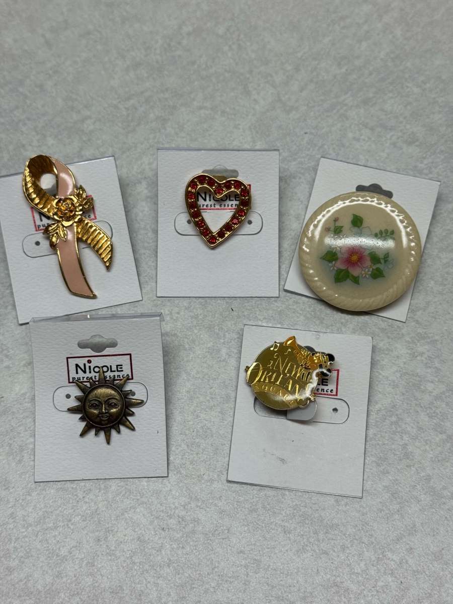 pins and brooches