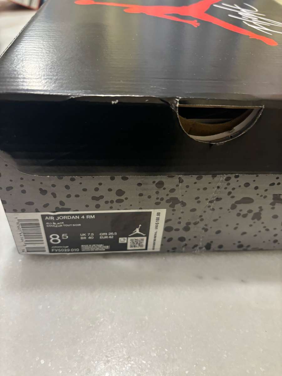 Jordan 4 black cat 2025