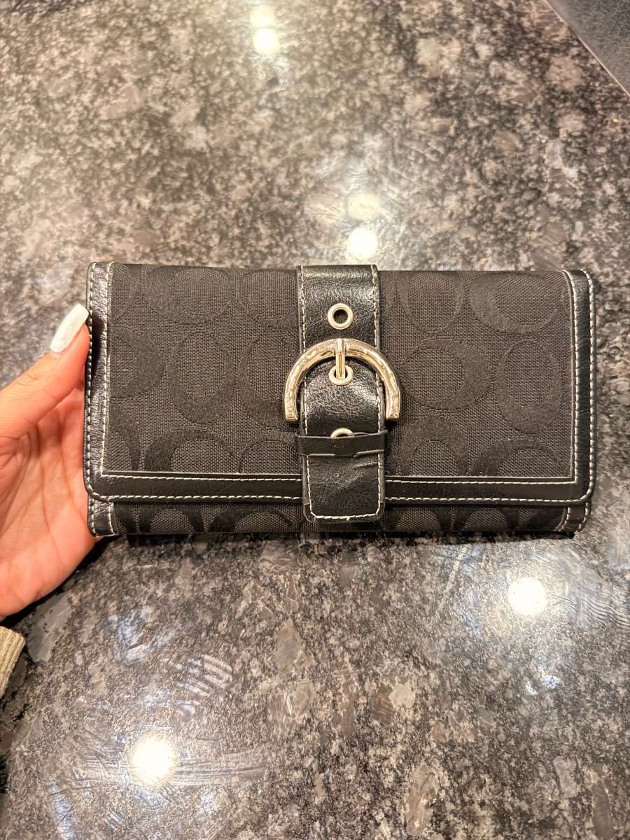 Monedero Coach