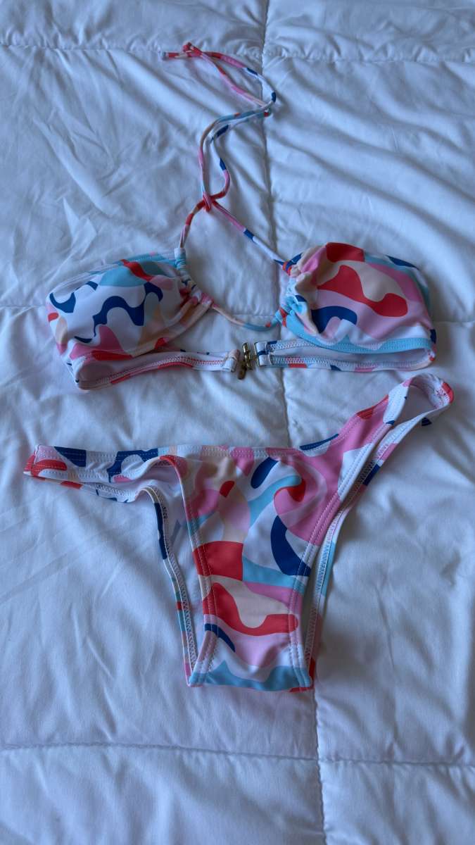 Colorful Abstract 3Piece Bikini Set w Padded Top  Sheer Wrap
