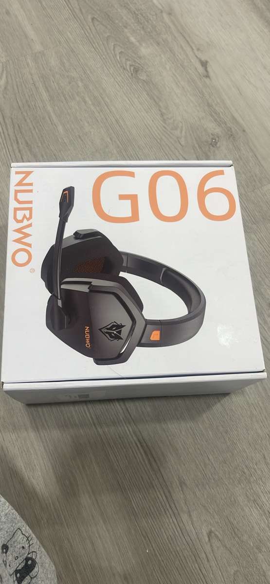 Wireless Gaming Headset with Mic for Ps5 Ps4 PC Zero Interfe