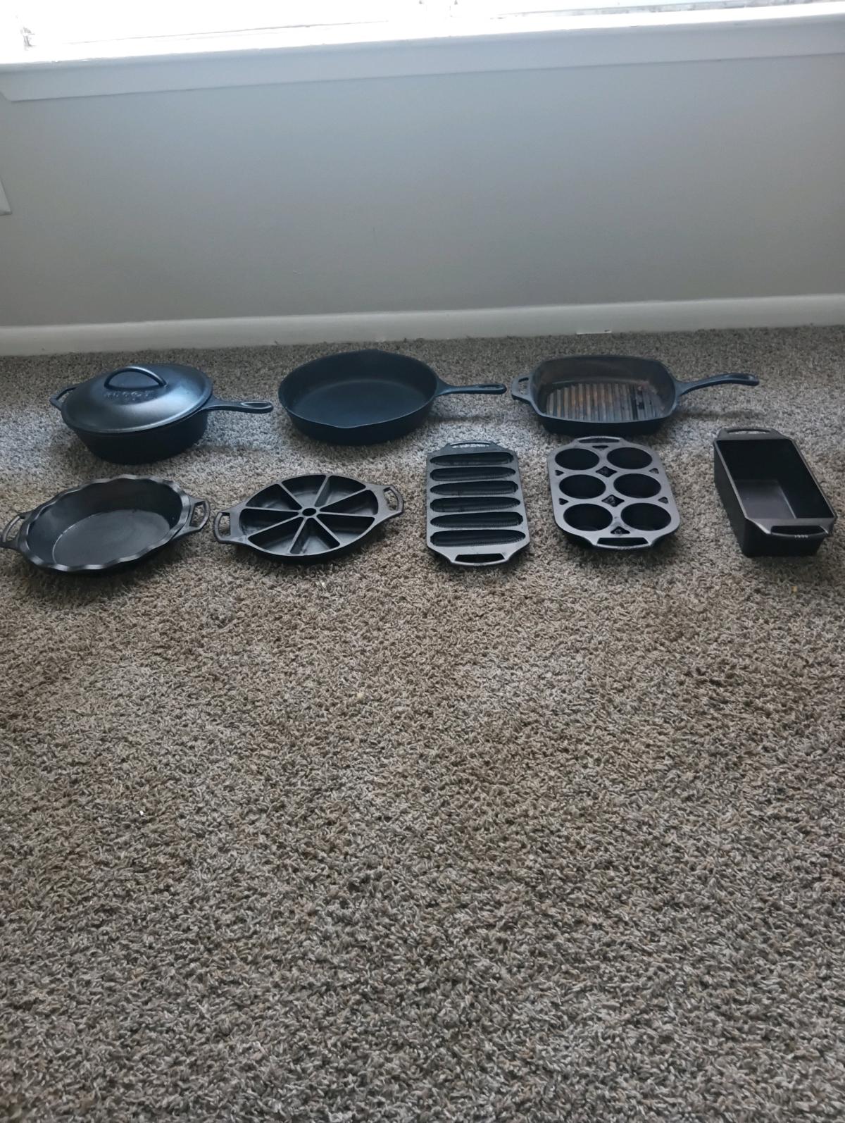 6 piece cast iron lodge brand set  2 cast iron skillets