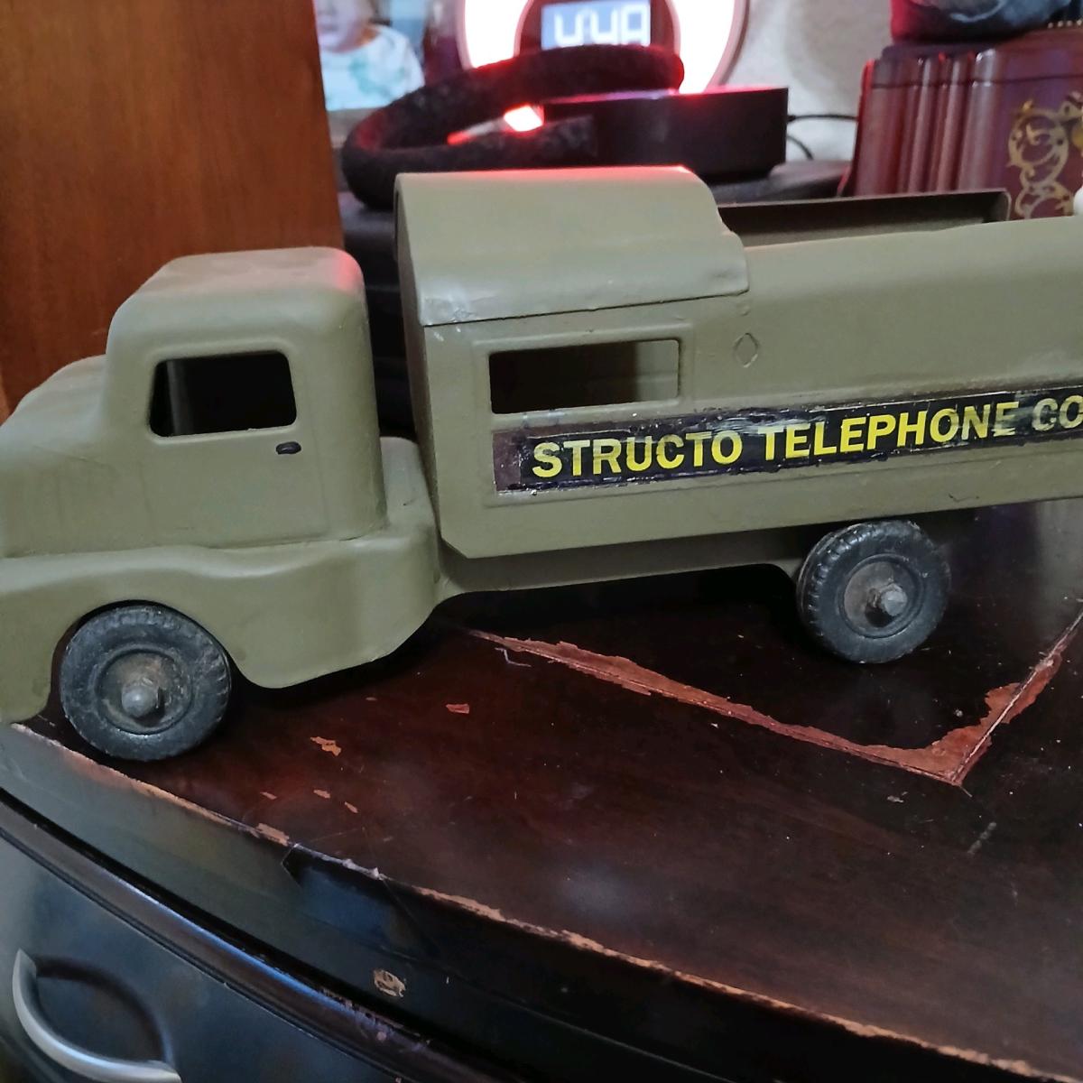 1930s Structo Telephone Truck