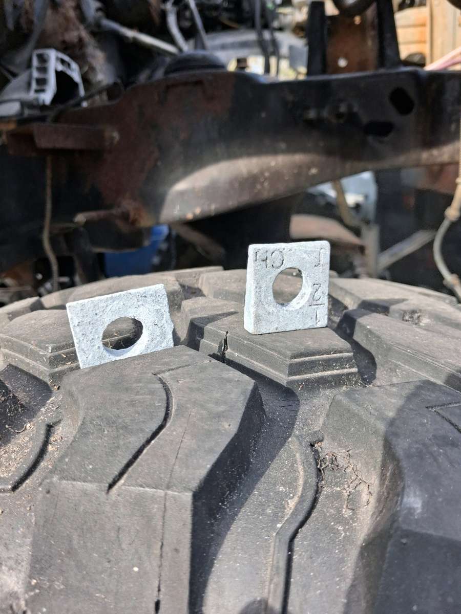 Premium 31580R17 Tires Rims  option whole truck