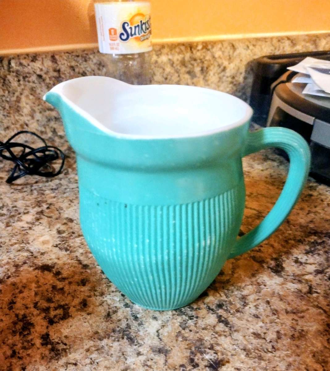 Vintage Hazel Atlas 5in Green Milk Glass