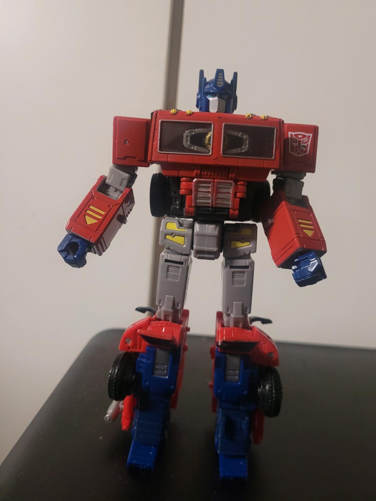 transformers volvo optimus prime