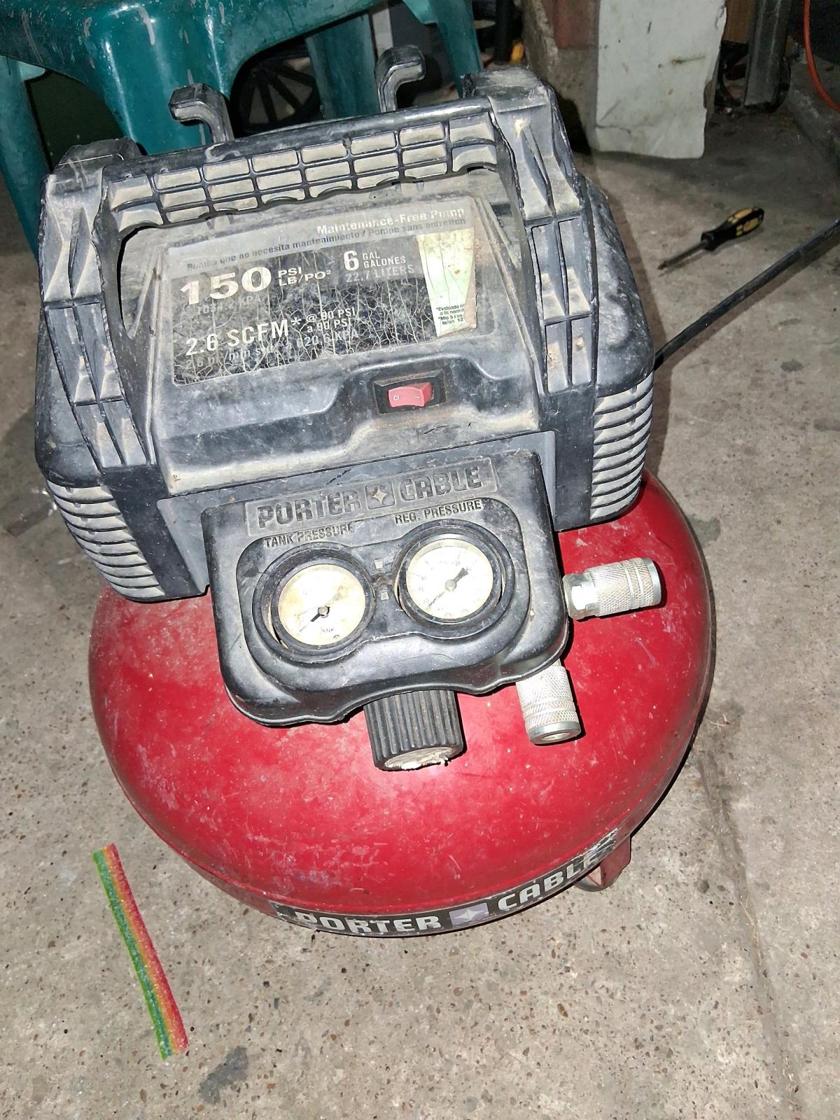 portable electronic aircompressor