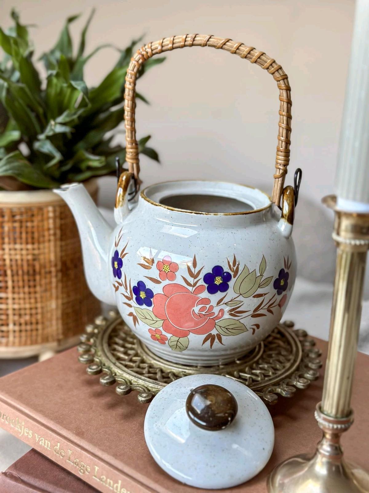 Vintage Korean Tea Pot