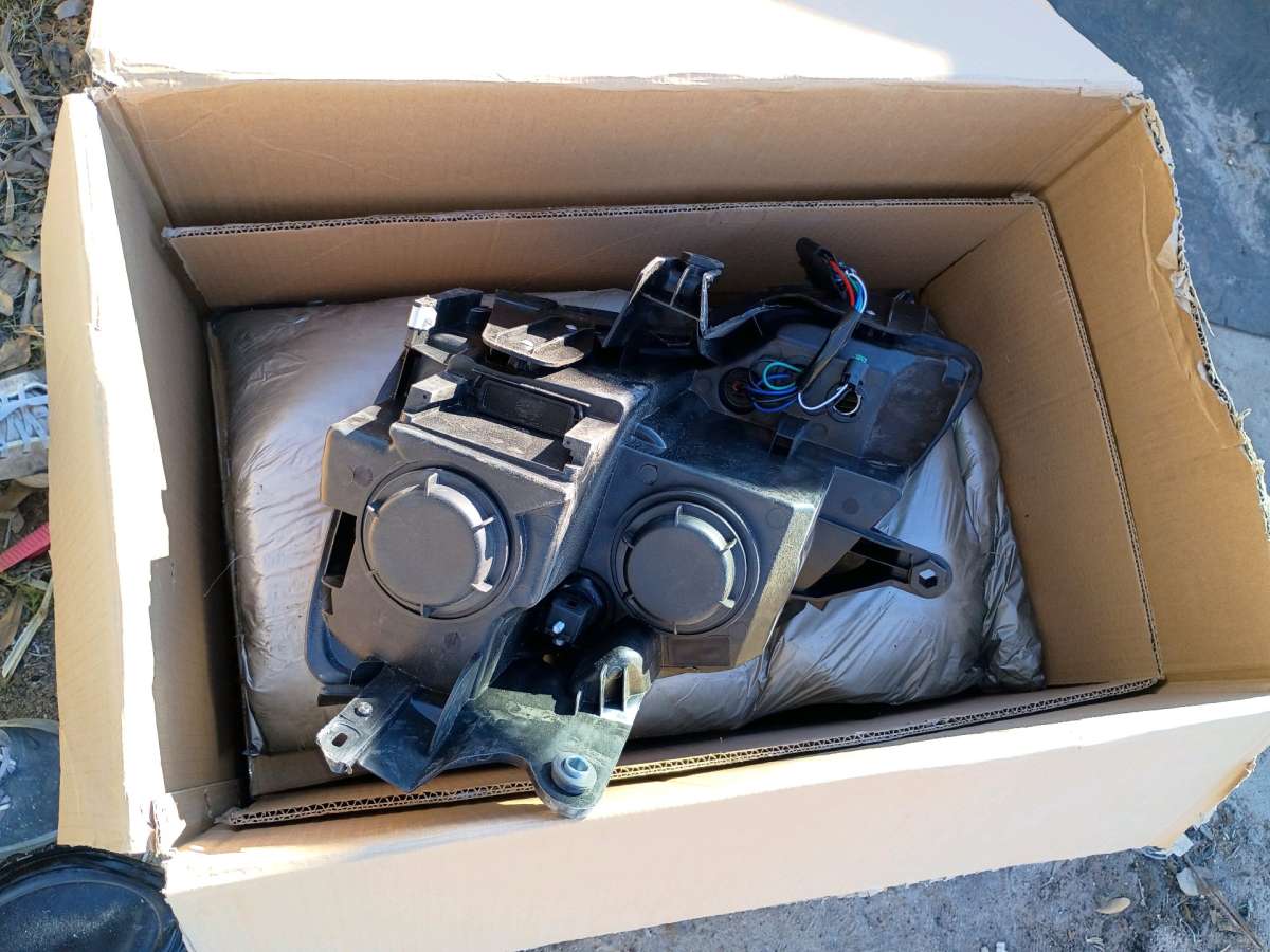 GMC acadia 2017 2019 projector headlights wire assembly inc