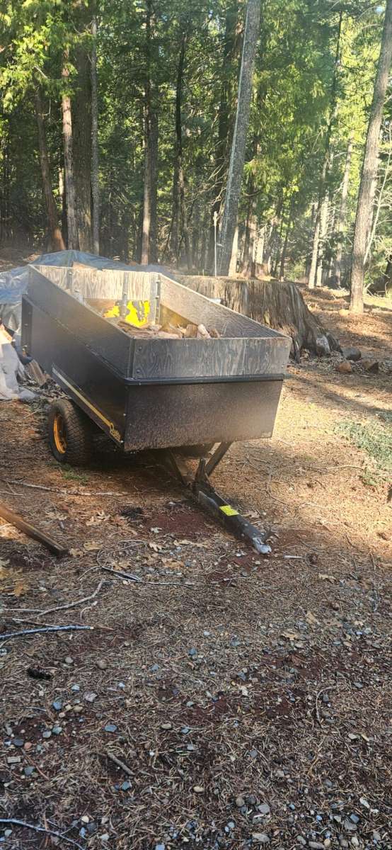 2 sm Box Trailers and 1 flat bed Trailor