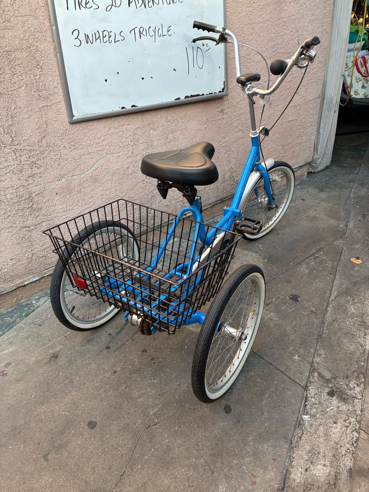 Great blue Tricycle