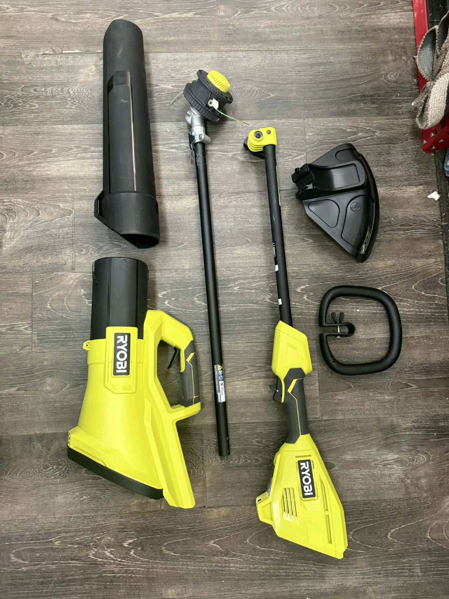 Ryobi 40v and 18v weed trimmer and blower kit