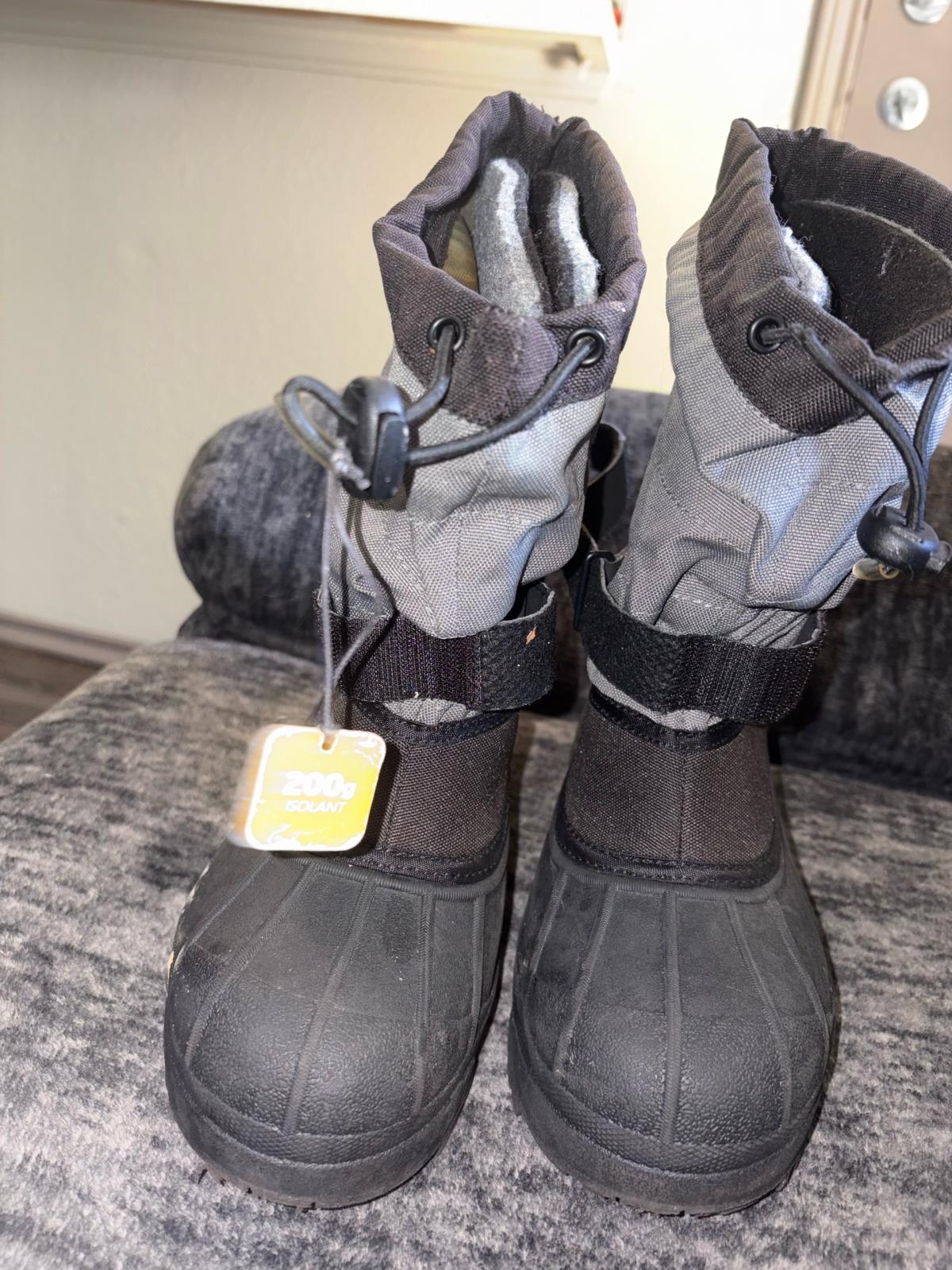 snow boots for family of 5