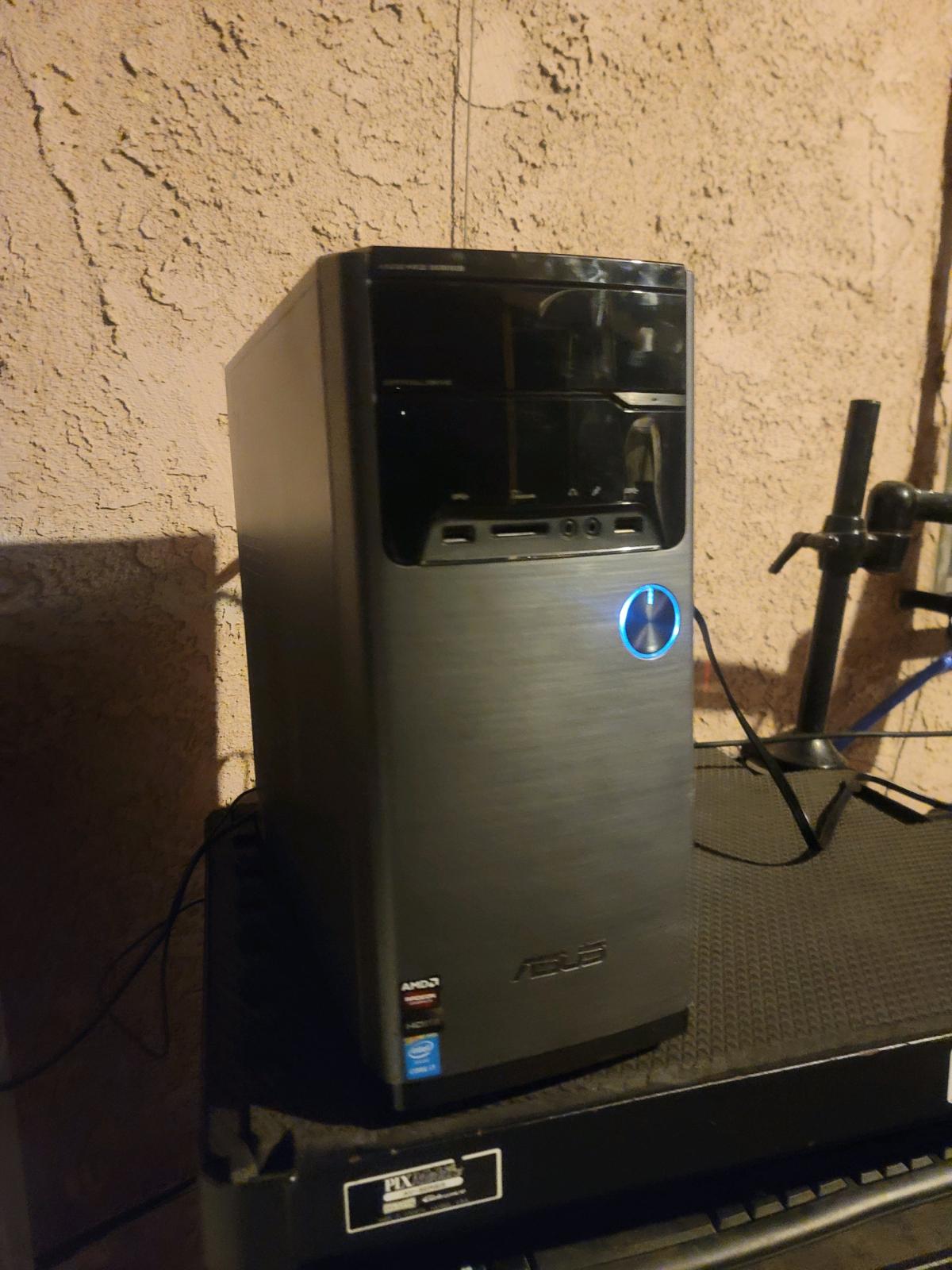 tower PC Core i7 1TB Windows11 16GB WiFi HDMI MS office